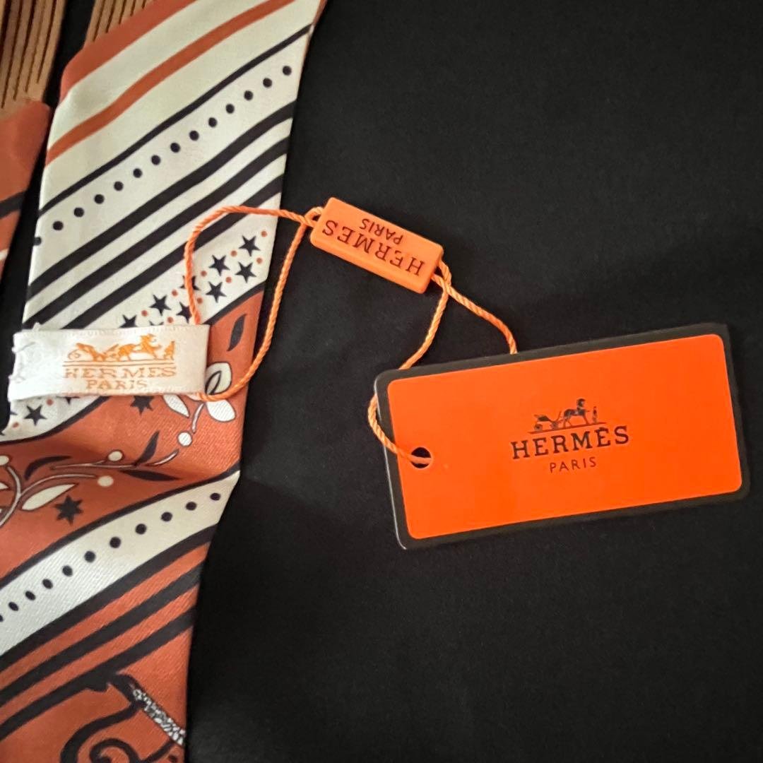 新品未使用　タグ付き　エルメス　ツイリー　レザーフリンジ　付属巾着付き