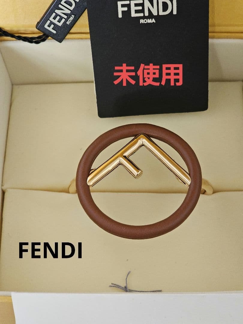 未使用 FENDI フェンディ アイコンバングルブレスレット F is エフィズ