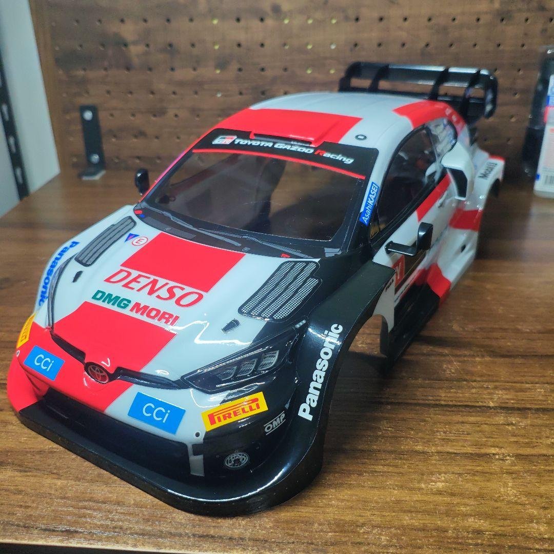 依頼品取り置き　タミヤ　ヤリス　ハイブリッド　ボディ