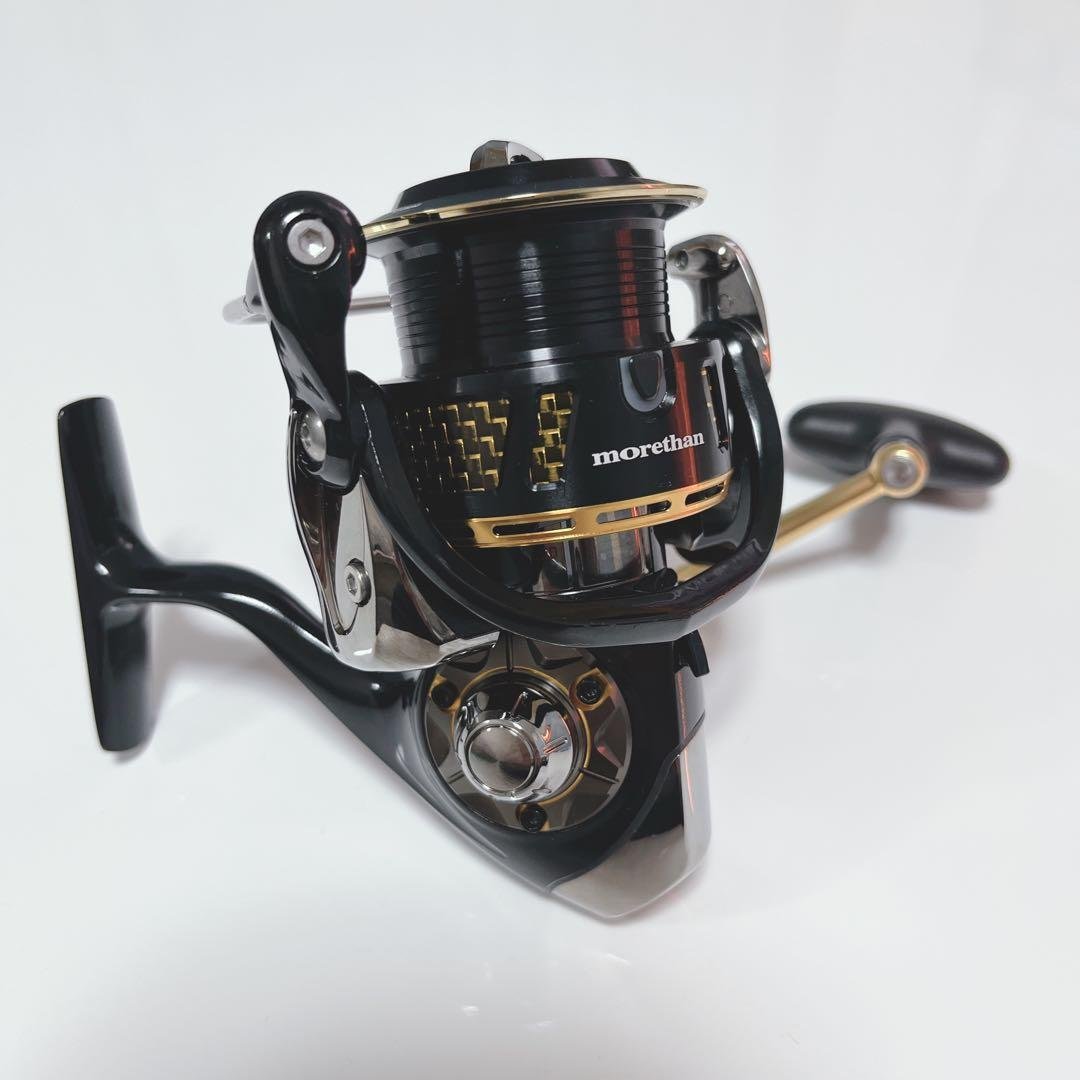 【超美品】　ダイワ　14 モアザン 3012H スピニングリール ブラック／金
