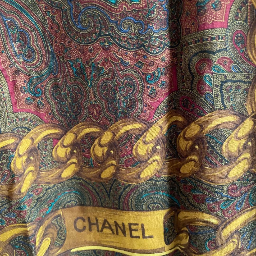 シャネルのスカーフ