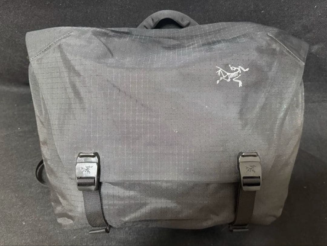 る*様 Arc'teryx GRANVILLE 10 COURIERメッセンジャ