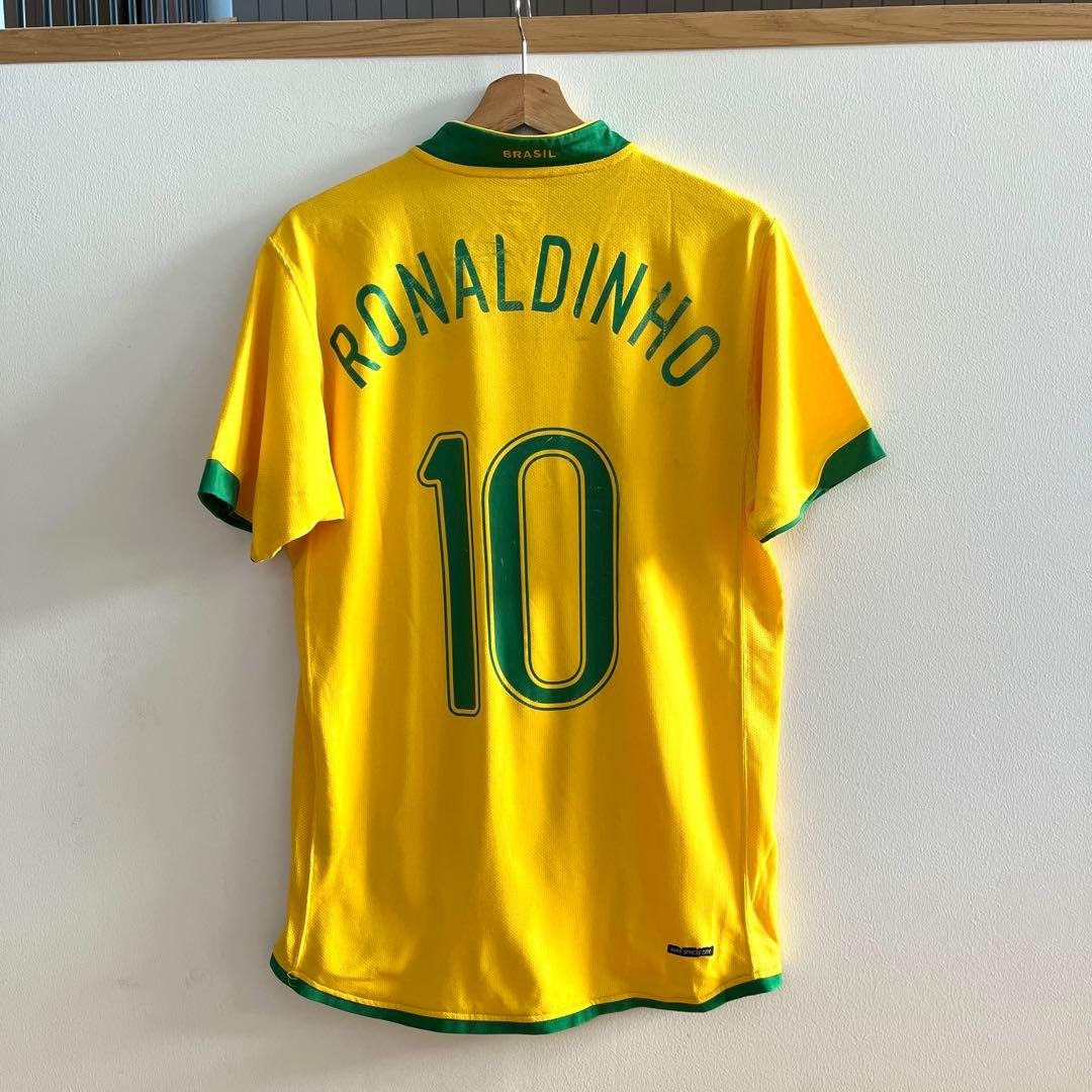 【レア出品】2006年シーズン ブラジル代表 ホームユニフォーム ロナウジーニョ