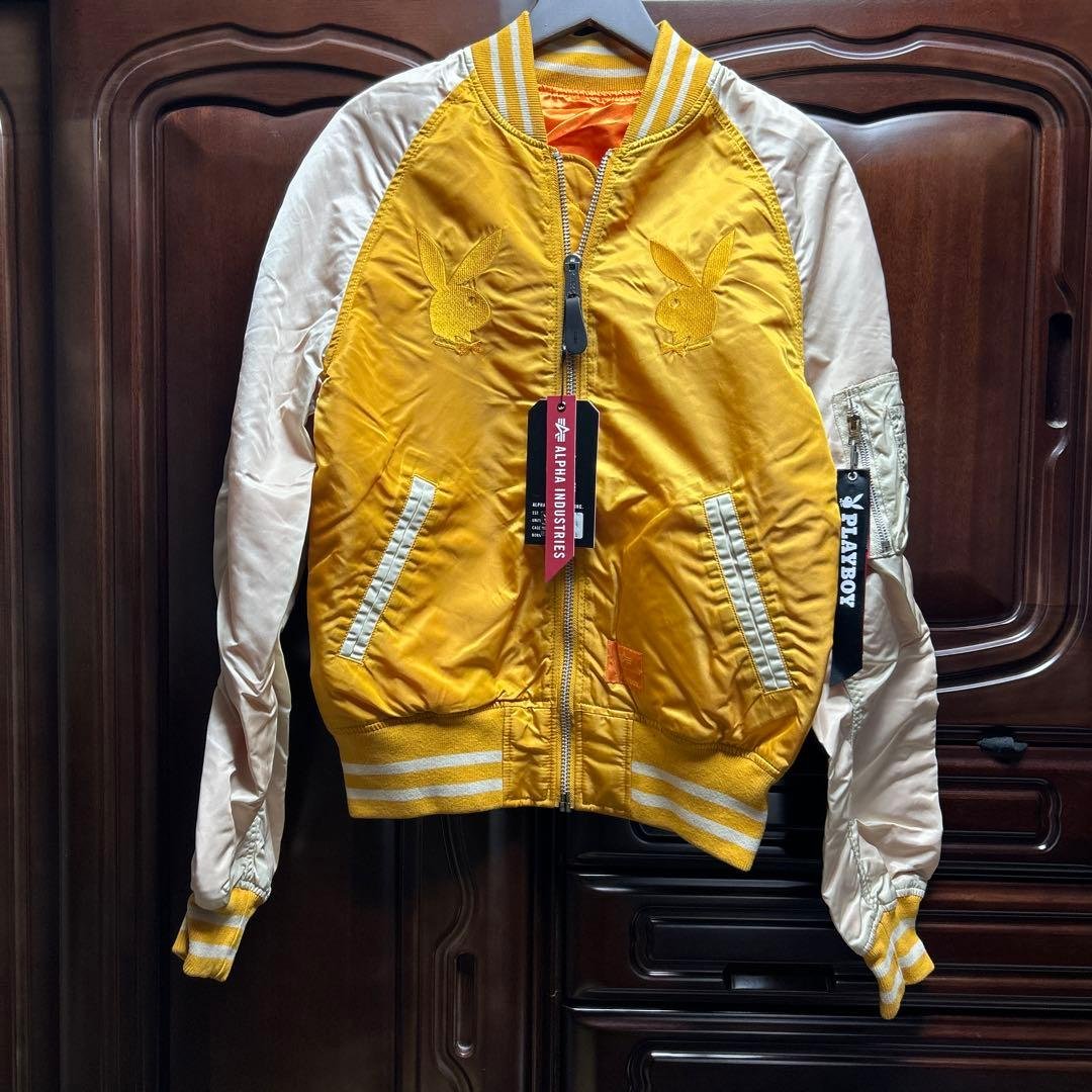 アルファ　プレイボーイ　コラボ　ボンバージャケット　スカジャン　MA-1