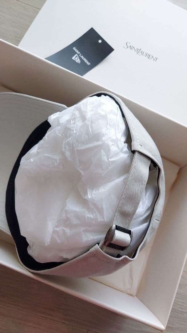 新品未使用SAINTLAURENT◆イブサンローランcap◆正規購入品