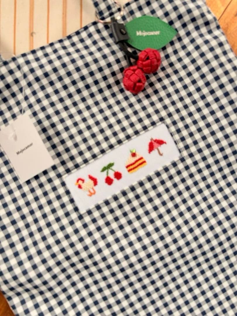 Mojocamar モジャカマー　チェック柄フルーツ刺繍トートバッグ