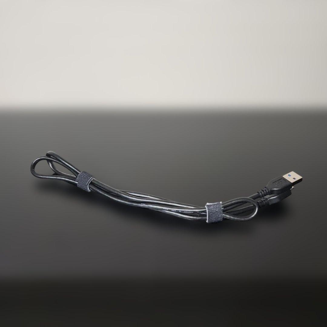 TOSHIBA ポータブルハードディスク 2TB