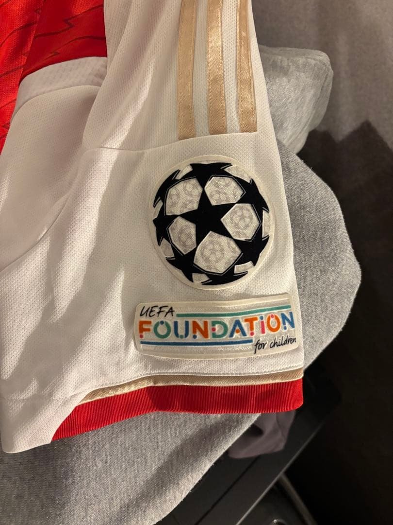 アーセナル サリバ 公式ユニフォーム