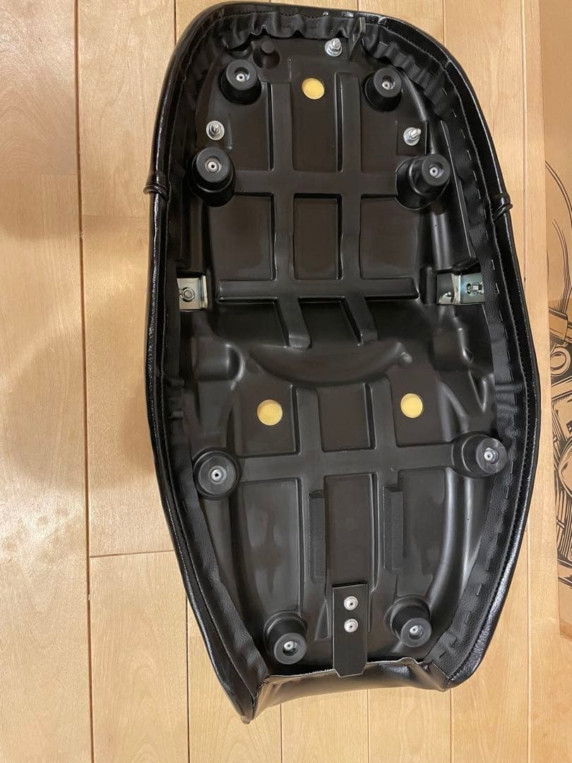 茗荷シート　Z900RS G-Series ZⅡパターン　艶ありブラック