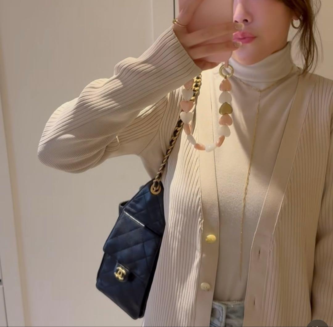 LOUVINIハンドストラップPETIT CUORE PINK-WHITE