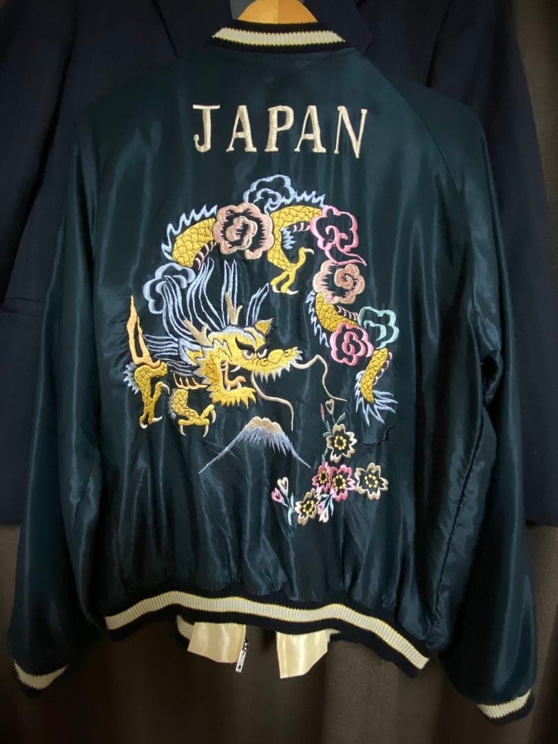 東洋エンタープライズ　スカジャン　赤虎