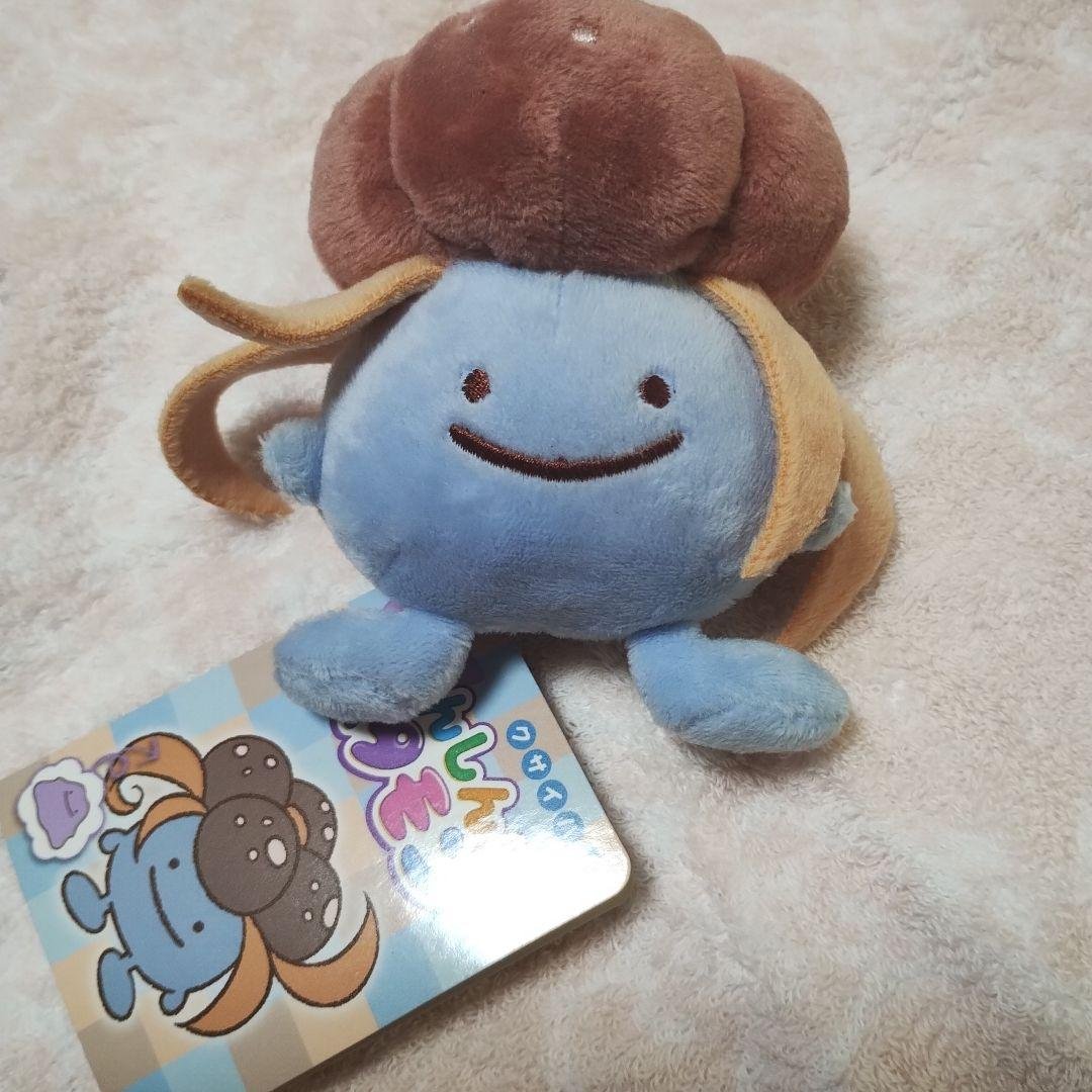 ぬいぐるみキャラクター クサイハナへんしんメタモン