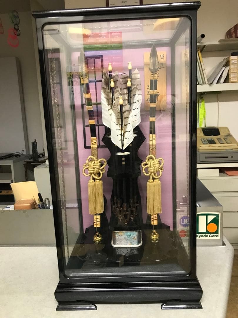 ★破魔矢飾り★18号破魔矢ガラスケース入り