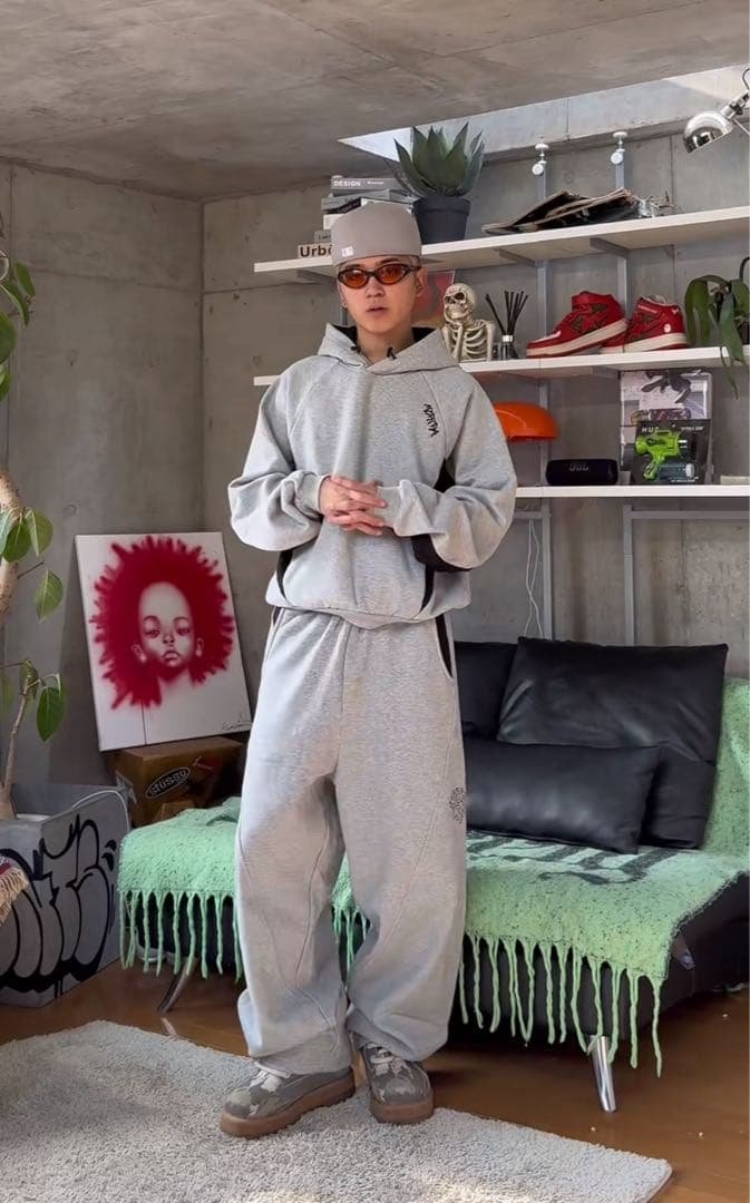 Mertra Tracksuit – Black セットアップ　かつきくん着用