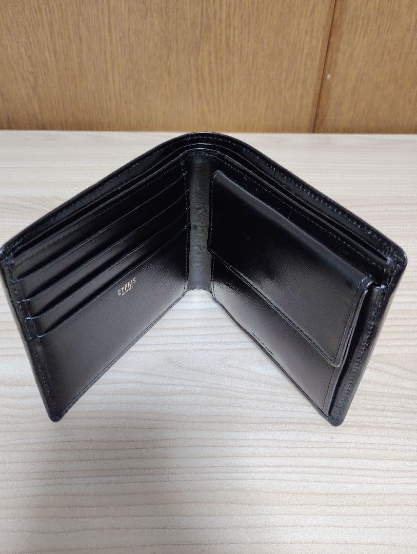 【CYPRIS】キプリス ボックスカーフ 小銭入れ付き二つ折り財布